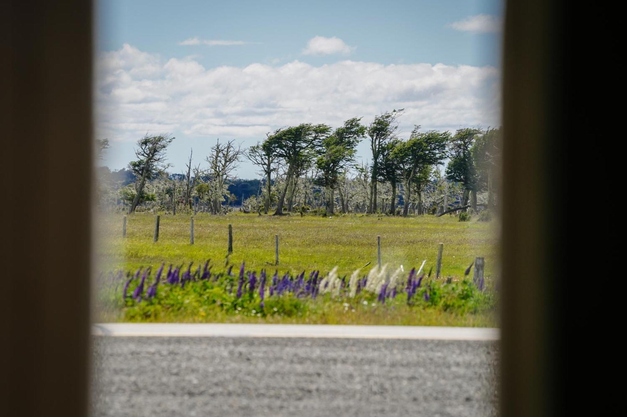 Hotel Rio Rubens Puerto Natales Bagian luar foto