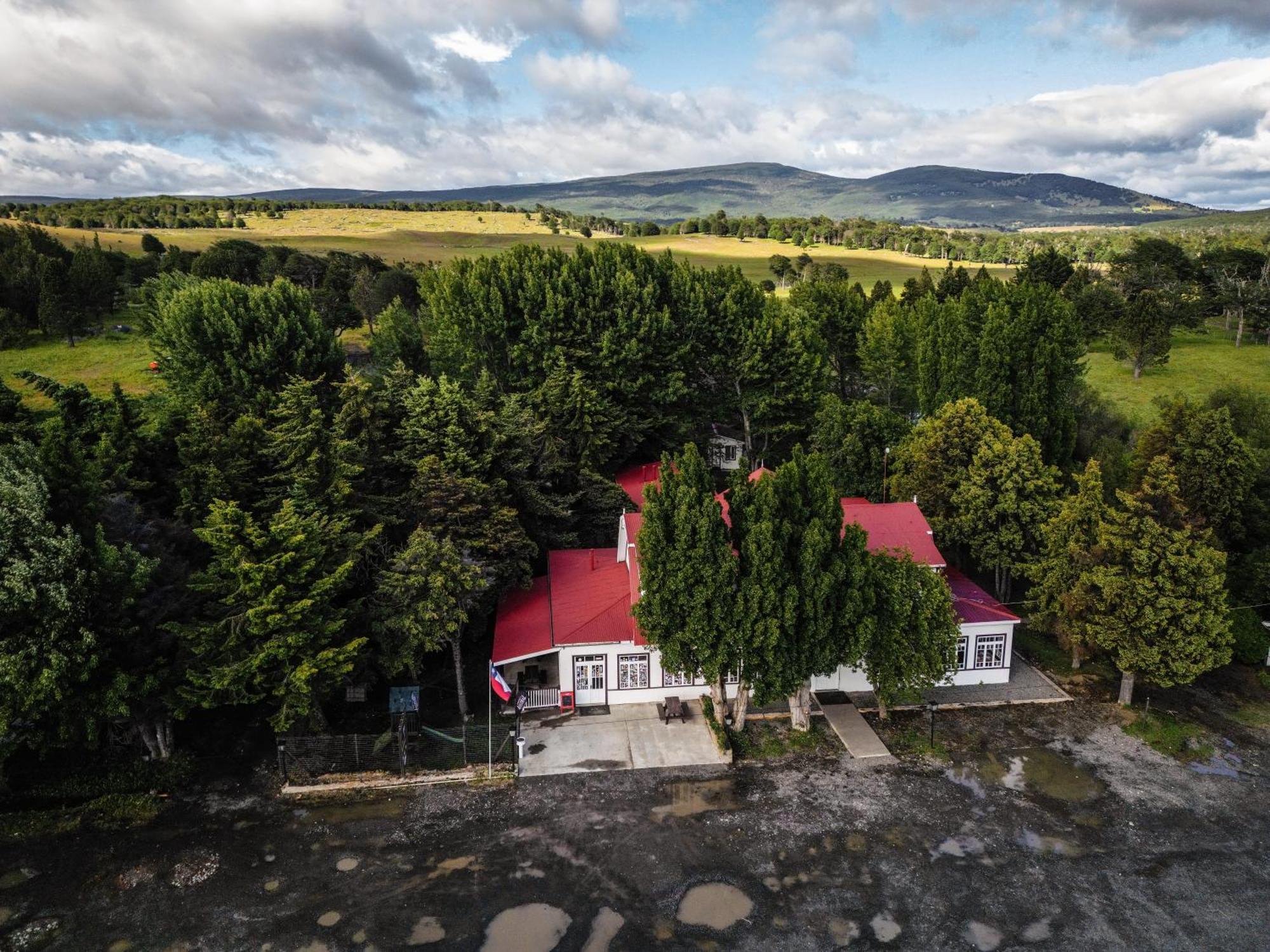 Hotel Rio Rubens Puerto Natales Bagian luar foto